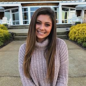 Meet your Posher, Delia